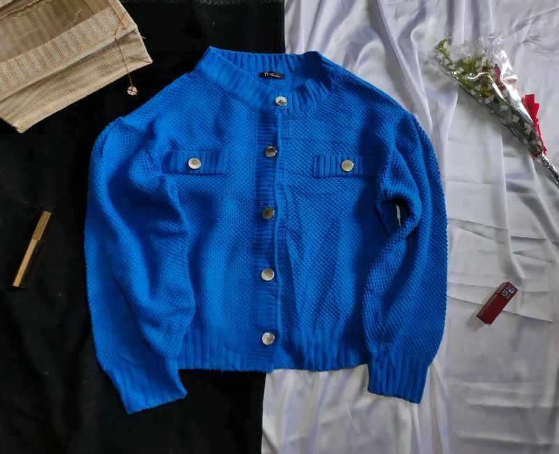 Stylish Blue Knit Cardigan