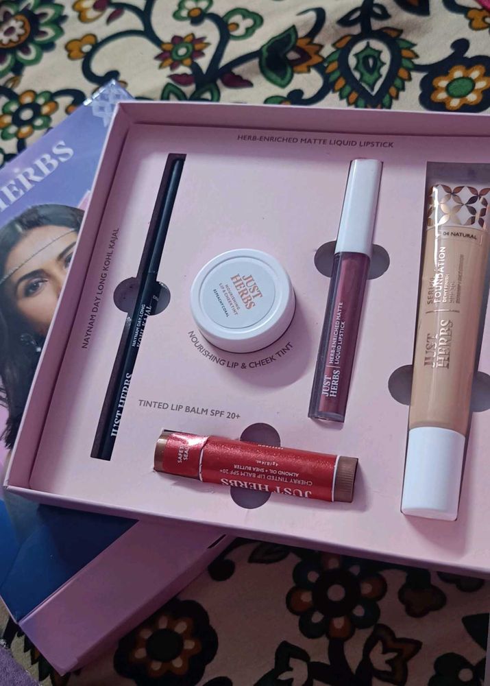 Just Herbs Glam Box