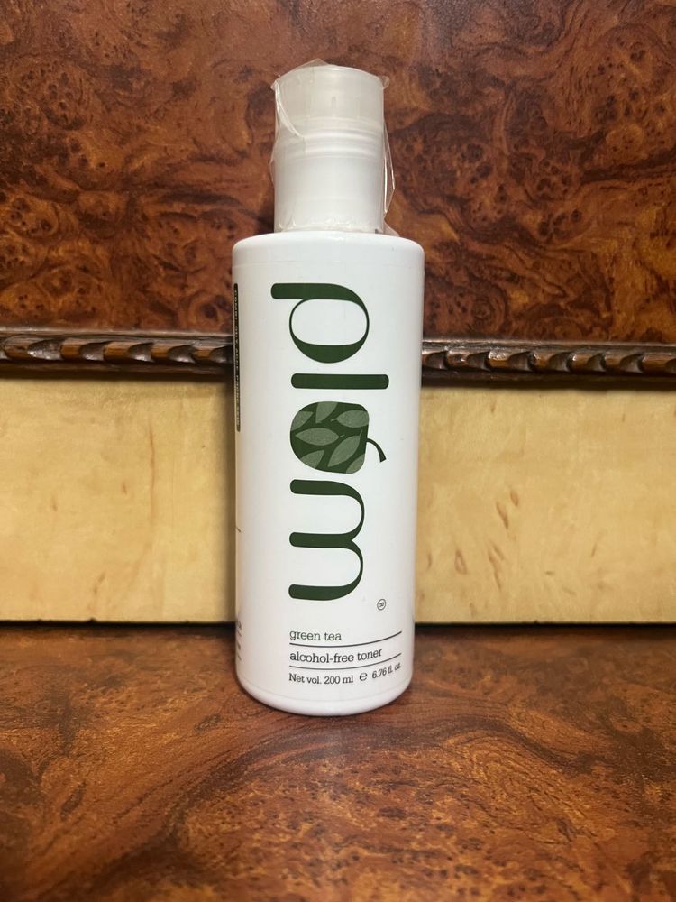 Plum Green Tea Alcohol-Free Toner (200 ml)