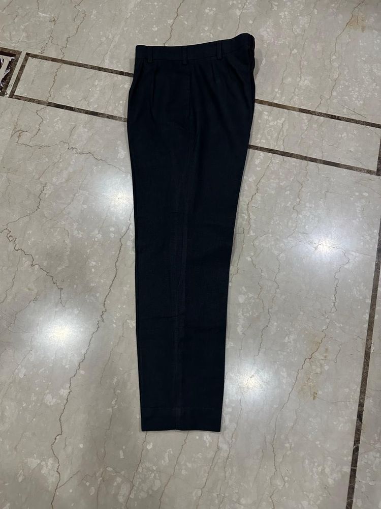 3 Stitched Pants