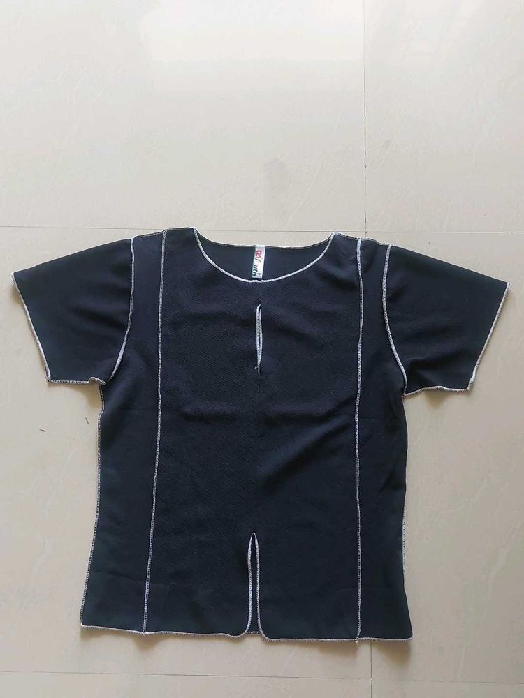 Black Tunic Top With Cut-Out