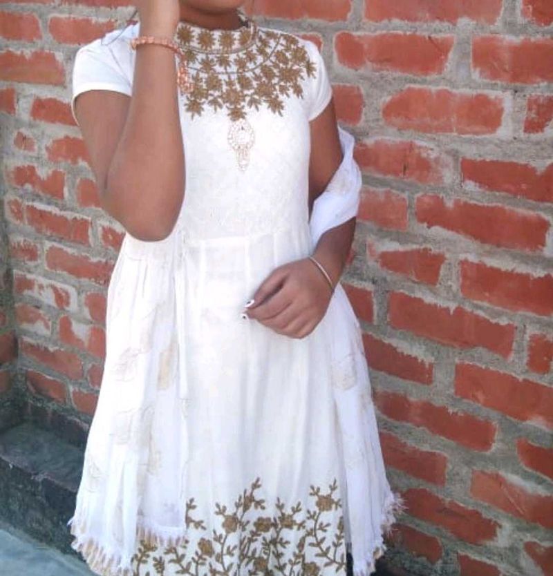 Elegant White Kurta Set