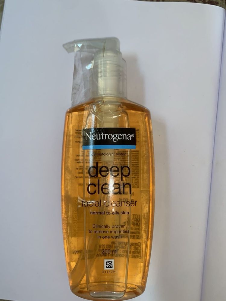 Neutrogena Deep Clean Facial Cleanser