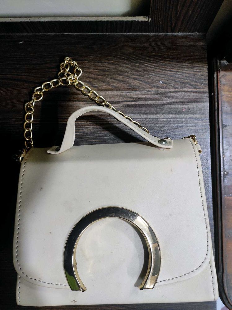 Structured bag