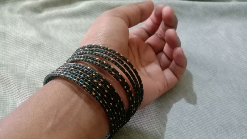 BLACK METAL BANGLES