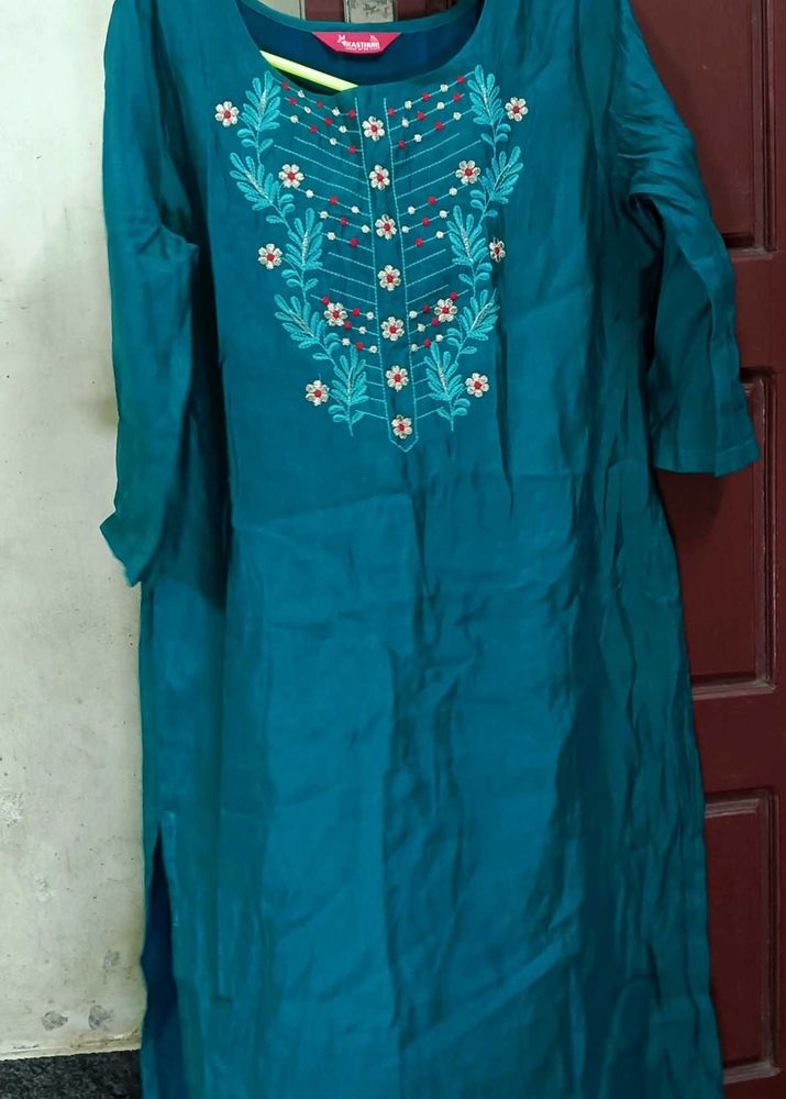 Womens Kurta And Top