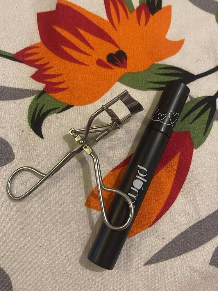 Plum Mascara &amp; Eyelash Curler
