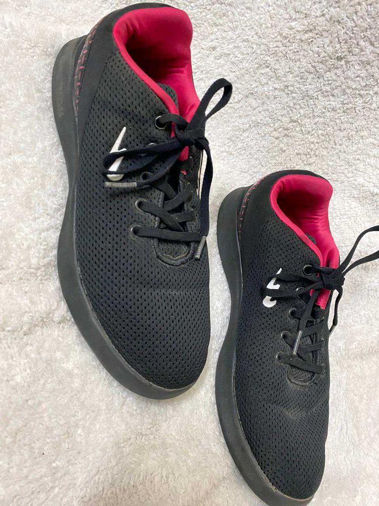 Black &amp; Pink Sneakers