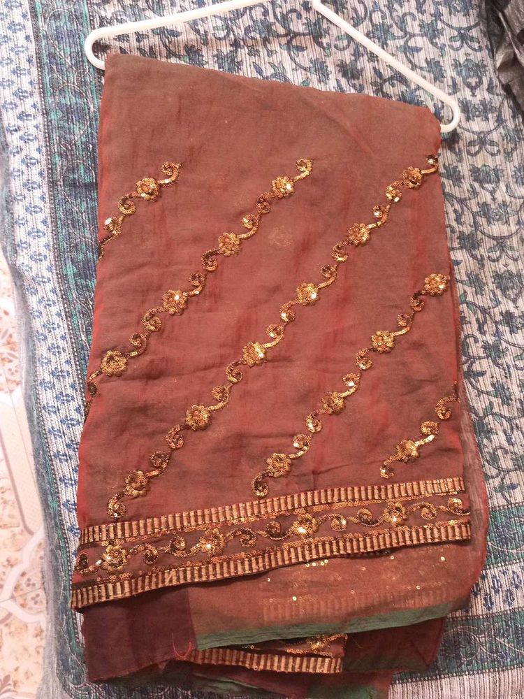 Elegant Brown &amp; Gold Sari