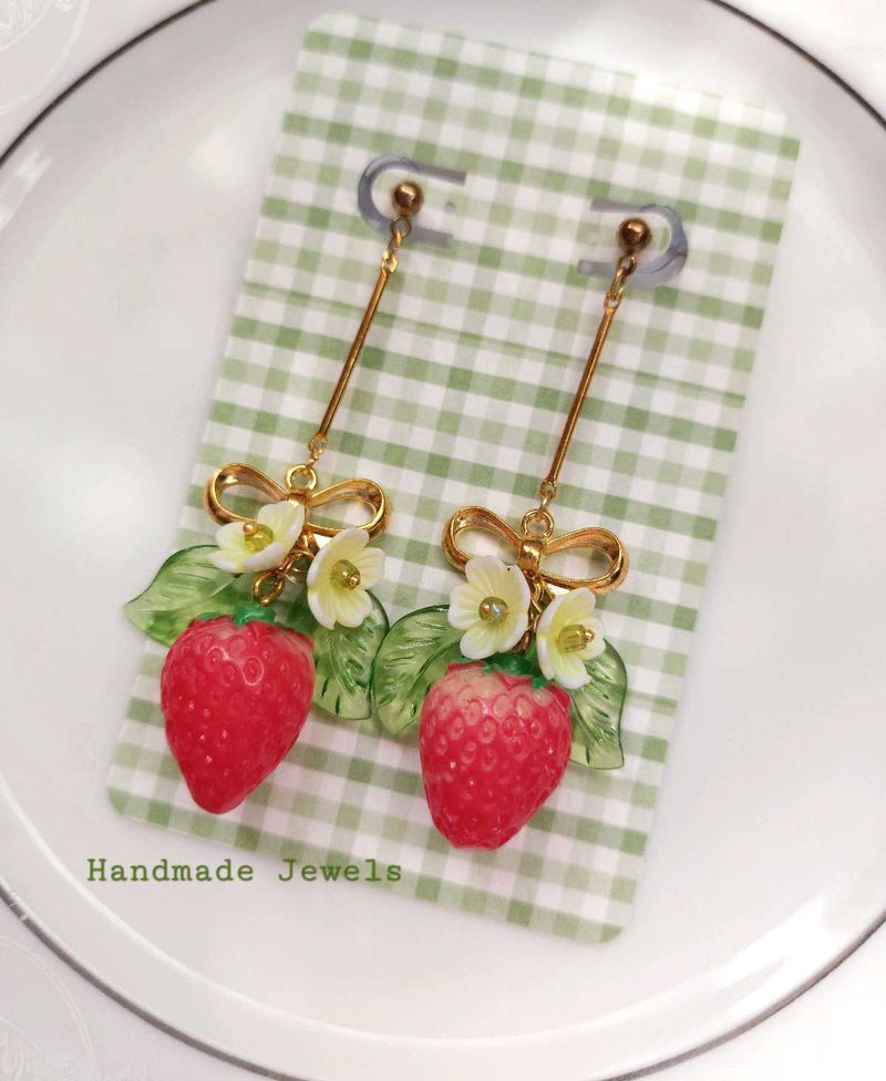 Strawberry Blooms Bow Dangle Earrings