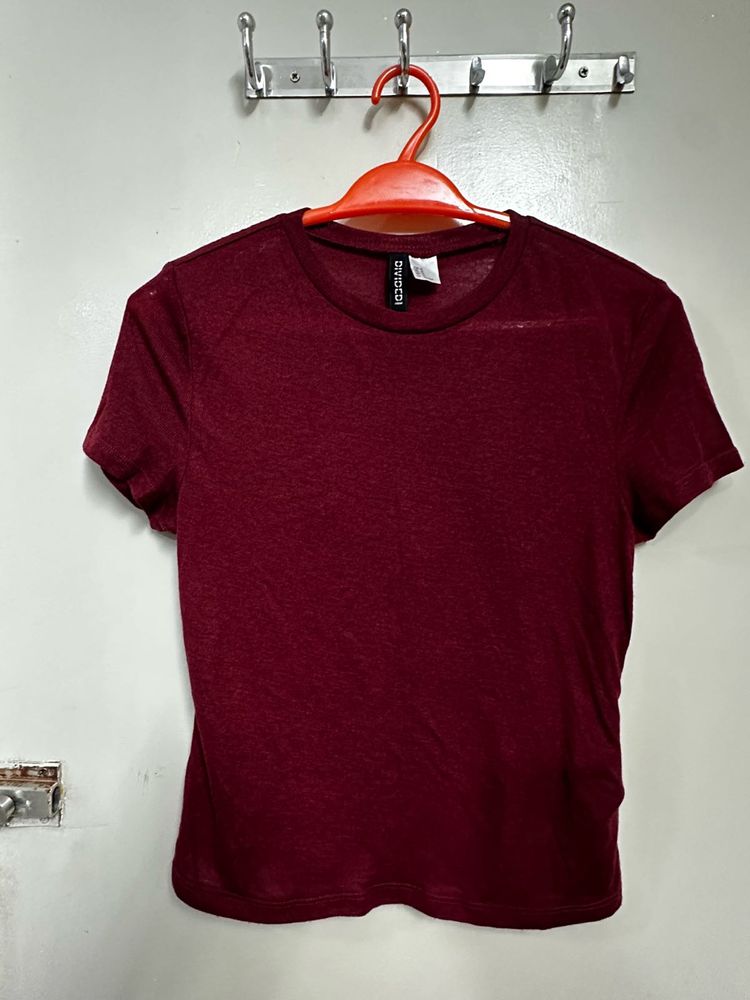 Burgundy H&amp;M T-shirt