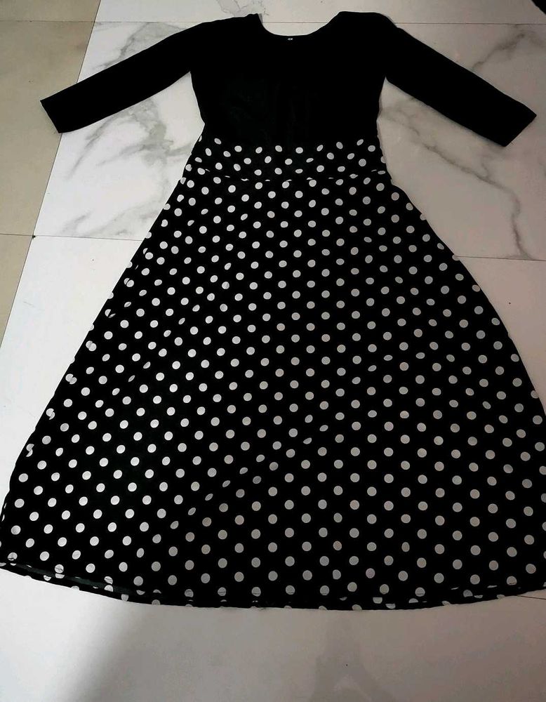 Chic Polka Dot A-Line Midi Dress