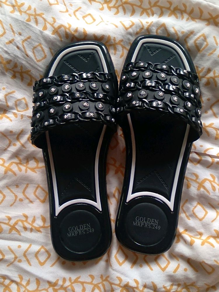 Beautiful Black Flat Sandal
