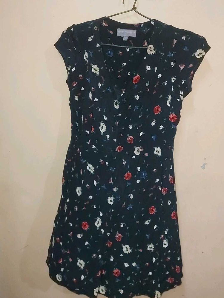 Dress For College Girls , Woman Also Can Be