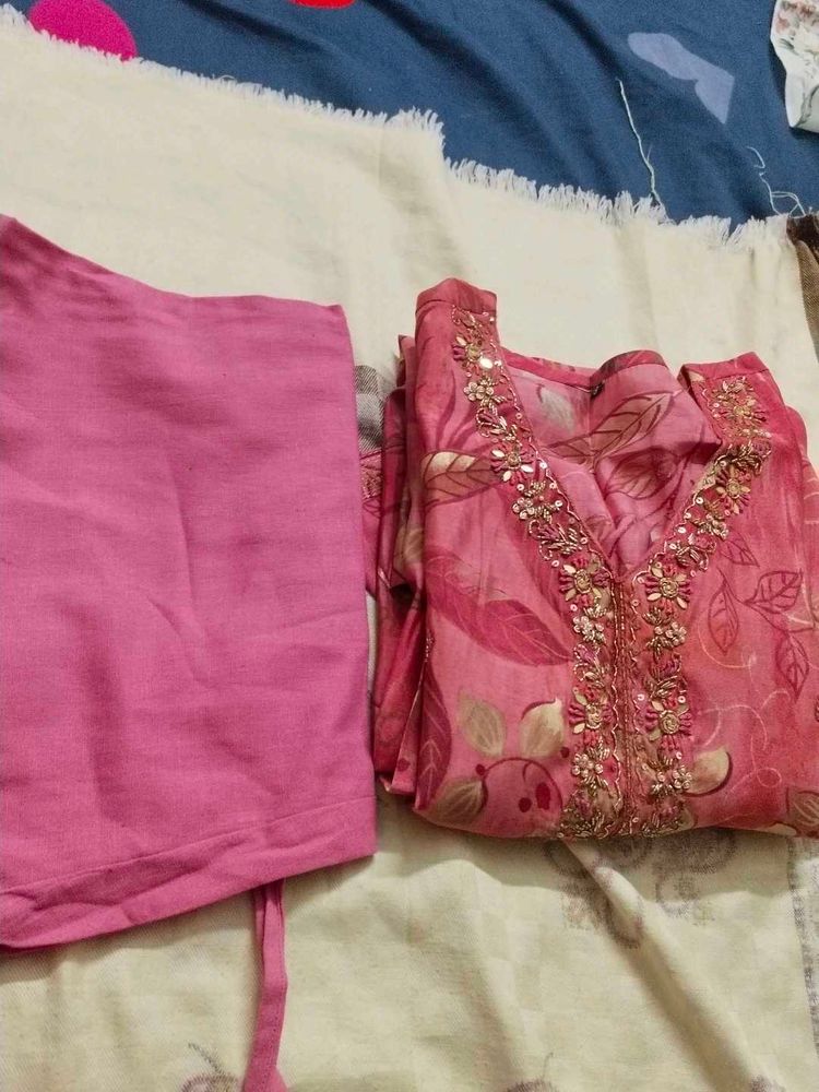Elegant Pink Embroidered Kurta Set