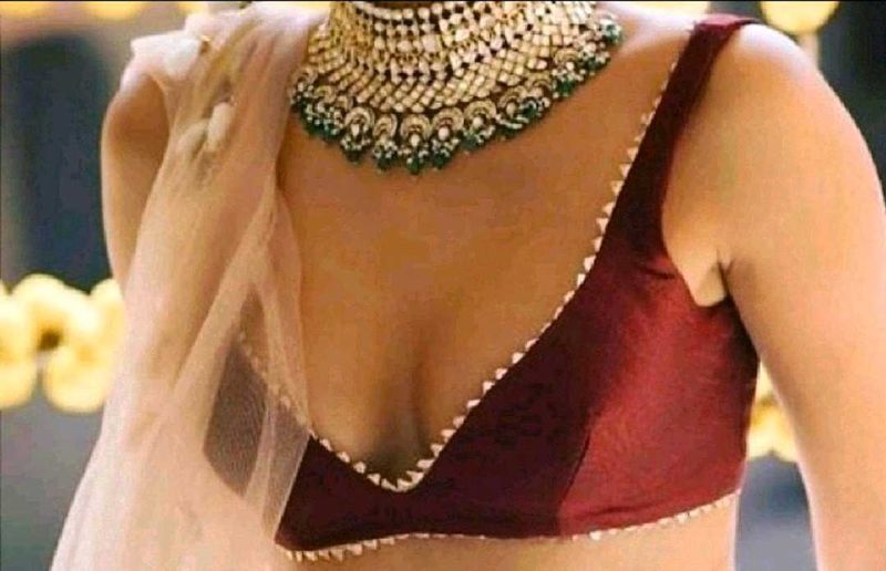 NonPadded Deep Neck Blouse With Gota Patti Lace