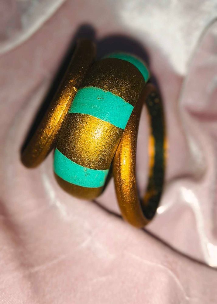 🎁Buy 2 Get 1 Free 🎁 Gold &amp; Teal Bangle Set