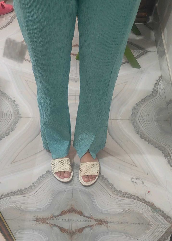 Stylish Flare Slit Leg Pant
