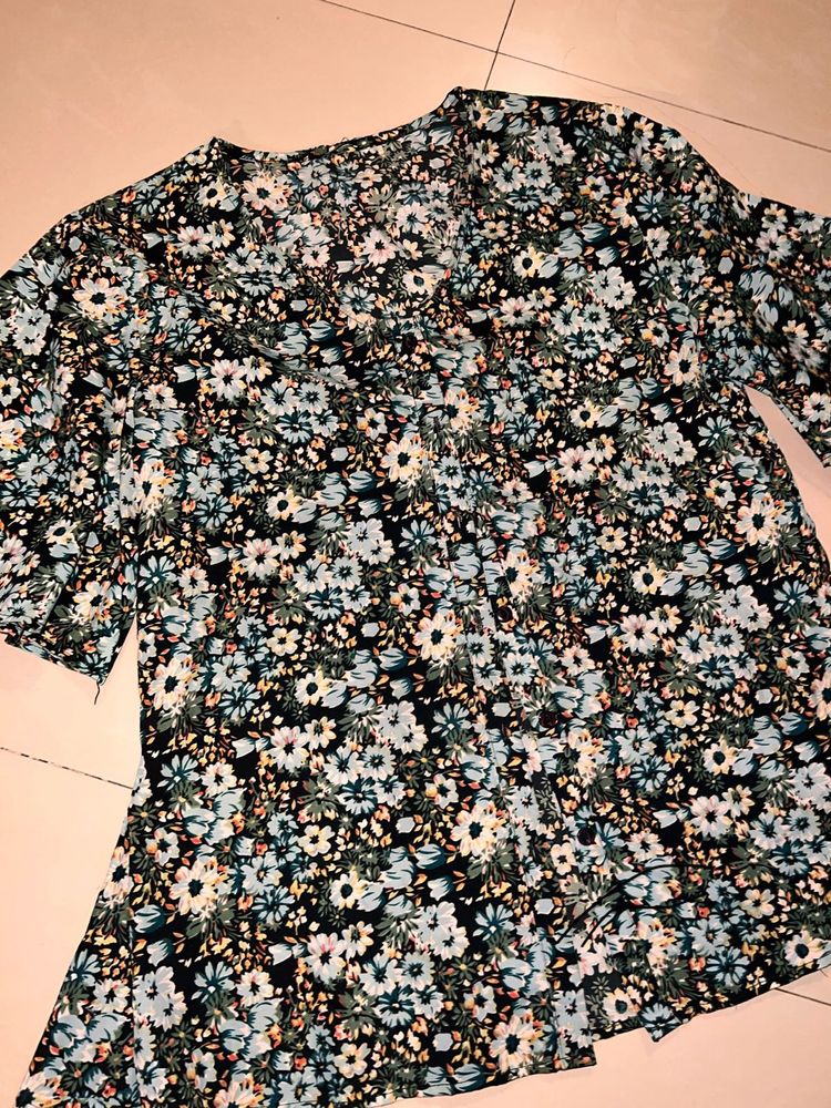 Green Flower Top