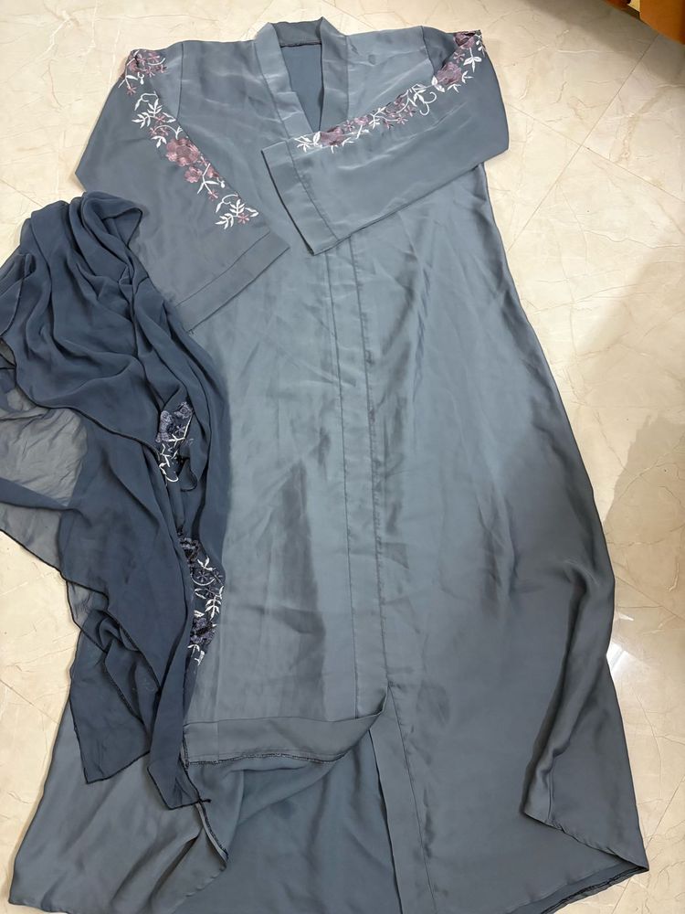 Never Used Abaya With Dupata