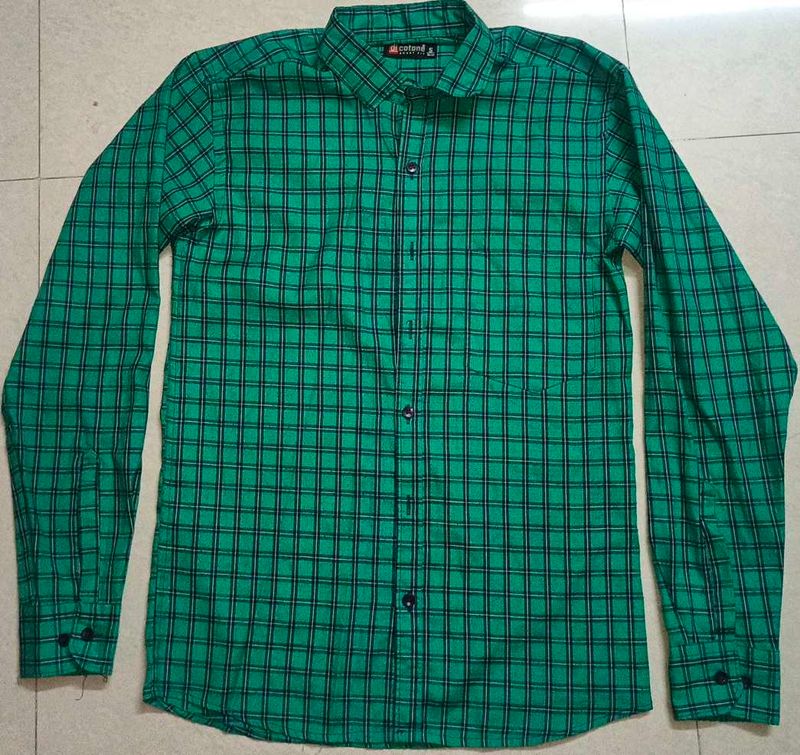 Green Cotton shirt, Used Shirt