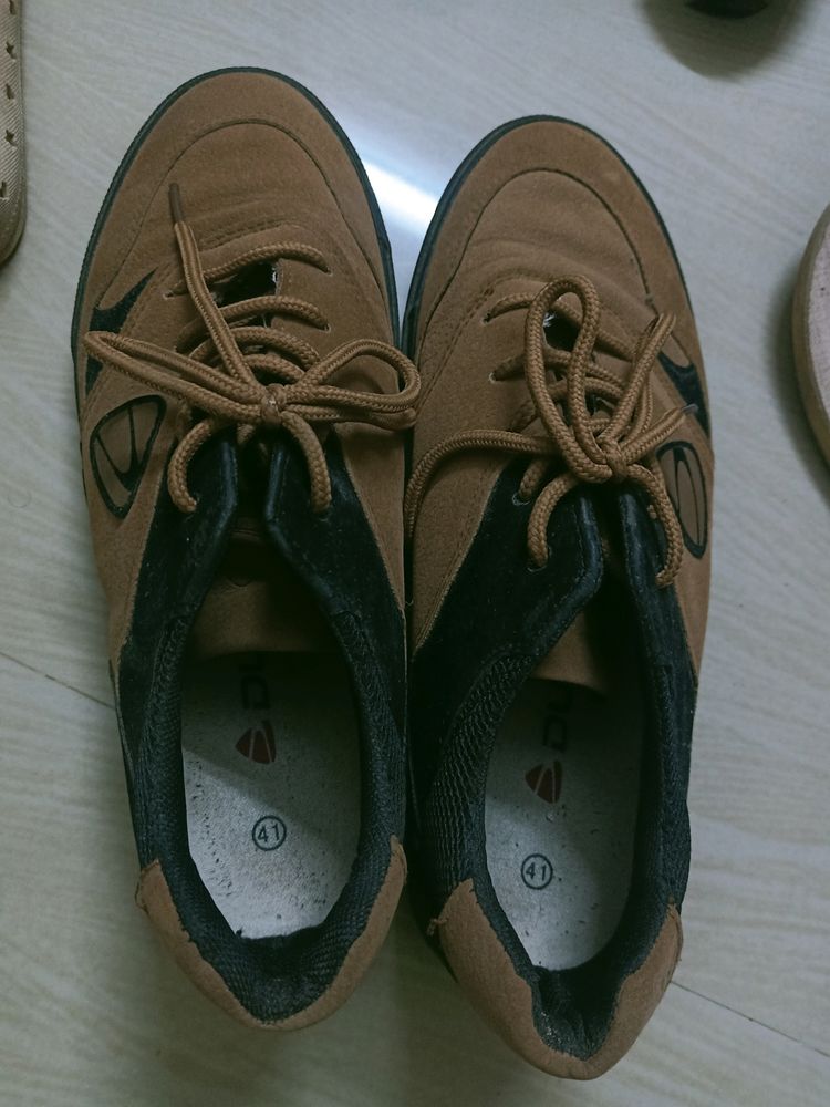 Sneaker For Men Uk 7..Only Wore Once