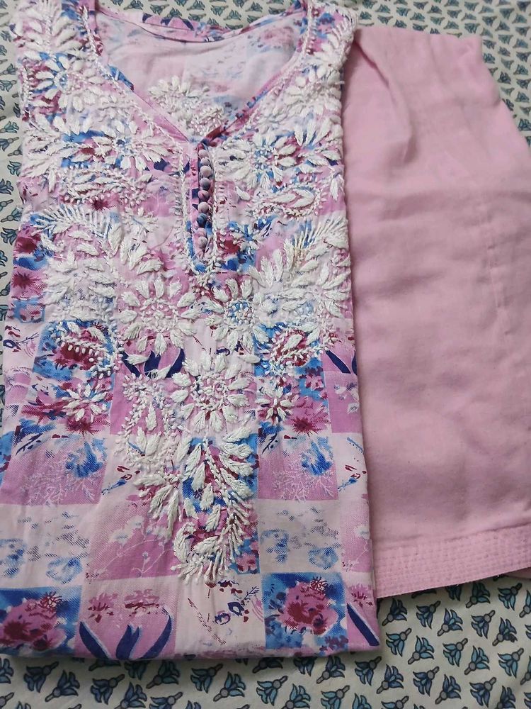 Floral Embroidered Kurta Set