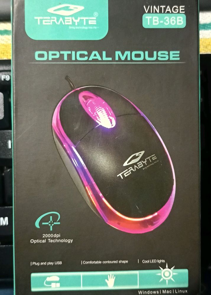 Terabyte Wired Mouse, Red-Light