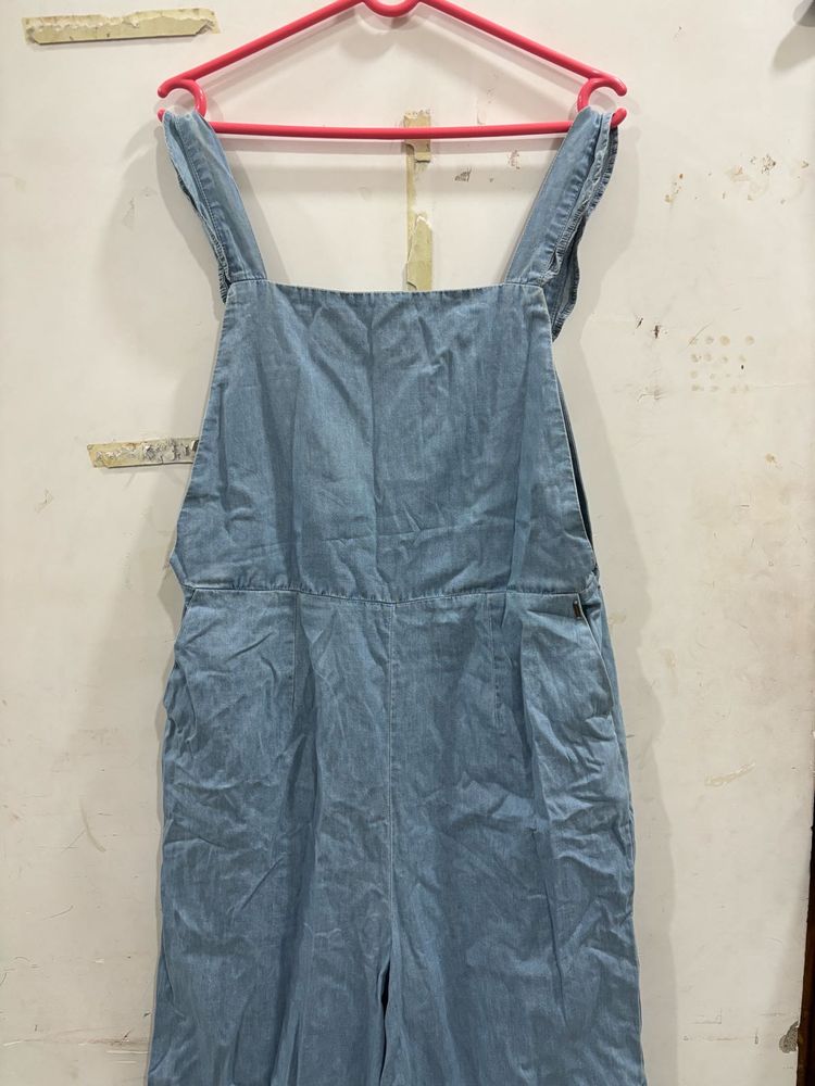 Denim Overalls - Casual &amp; Trendy!