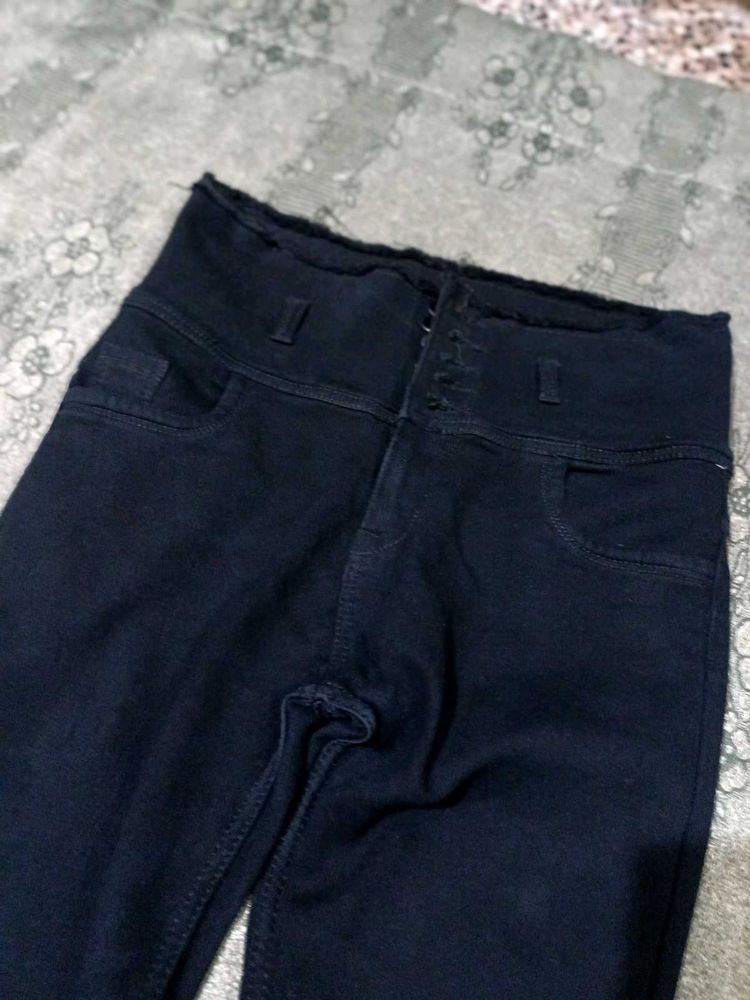 High Waisted Jeans