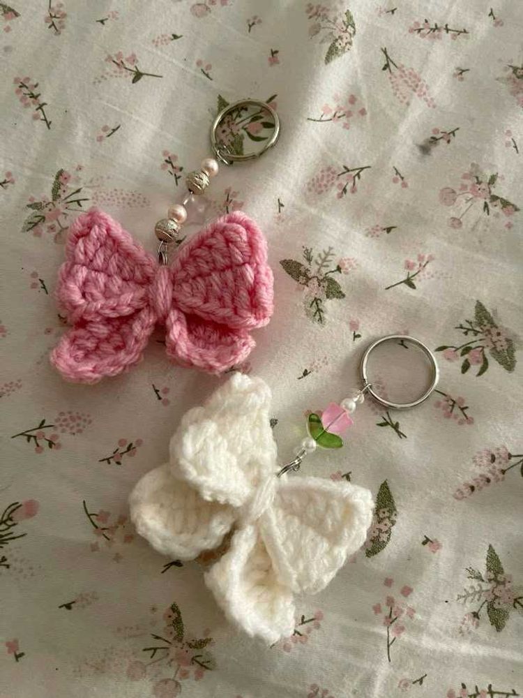 HANDMADE aesthetic bow keychain