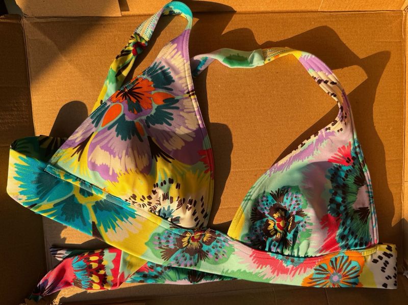 Victoria’s Secret Halter Bikini Top