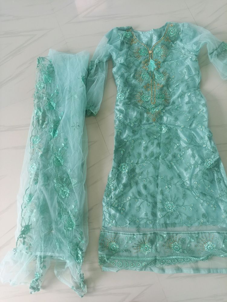Beautiful Kurta And Duppata