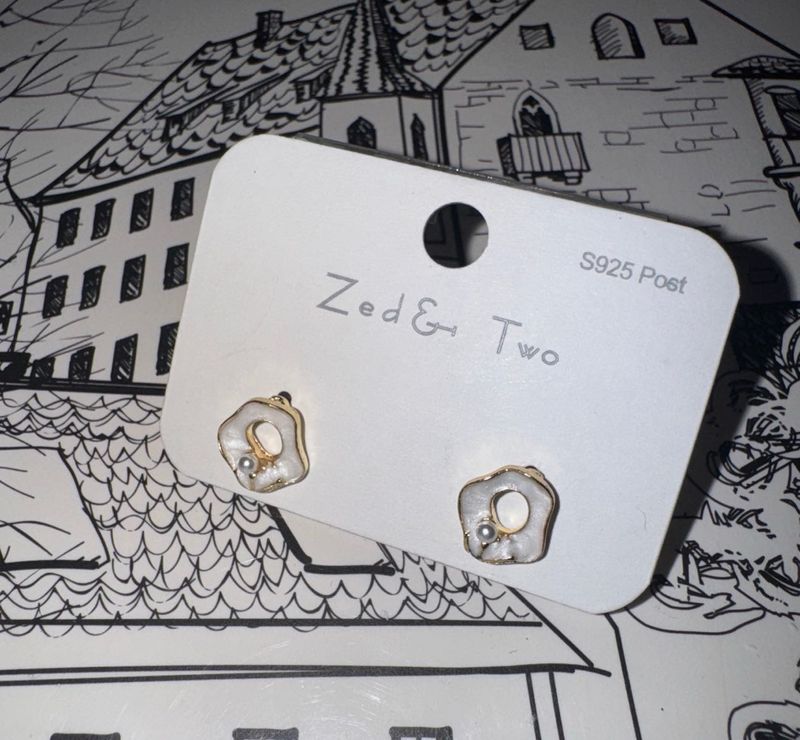 Irregular Geometric White Statement Studs