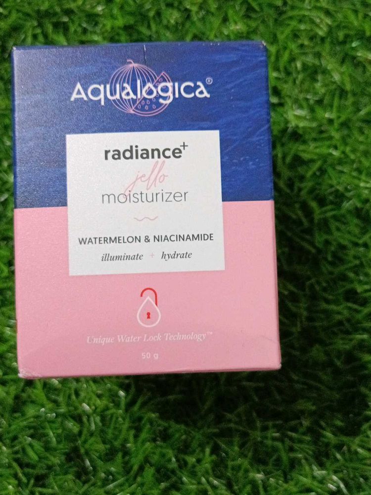 Aqualogica Radiance  Niacinamide Moisturizer