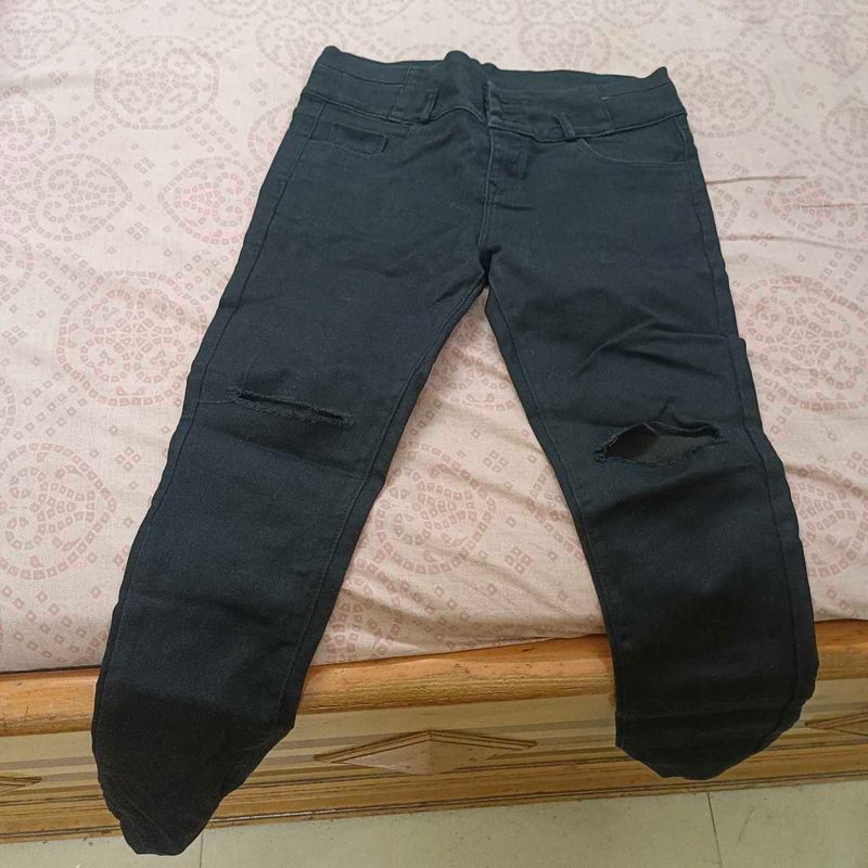 Cut Style Kneecut