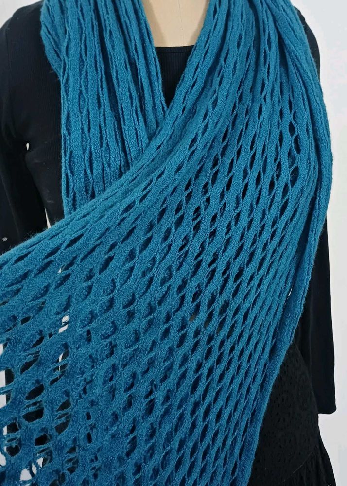 Turquoise Blue Knit Scarf