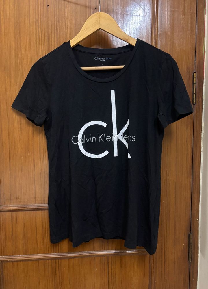 Calvin Klein Jeans Women’s Tshirt