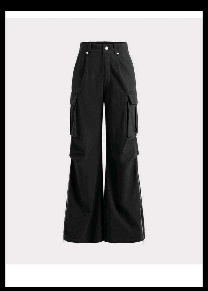 Y2K Baggy Fit Women Cargo In Black