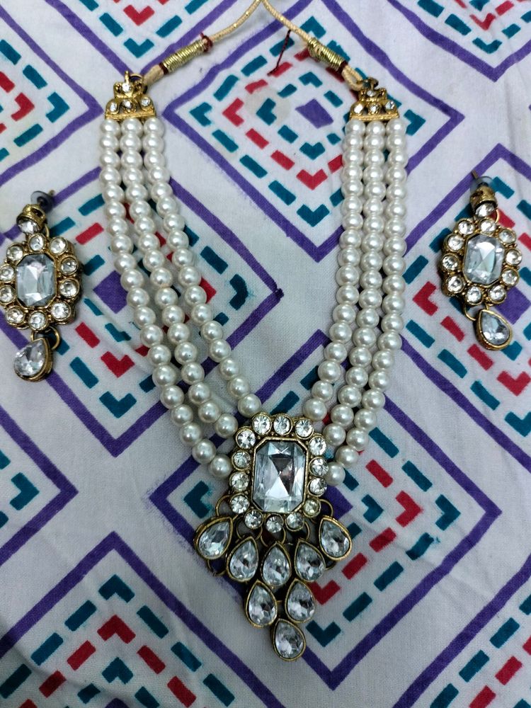 combo nacklace and hand made earing