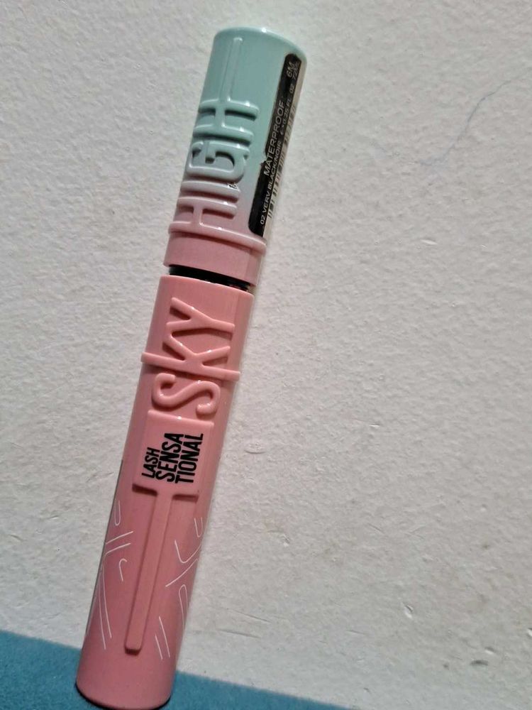 I Am Selling Mascara