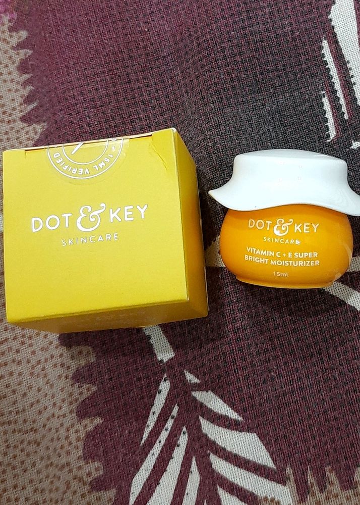 Dot &amp; KEY Vitamin C+E Moisturizer 15ml For Women