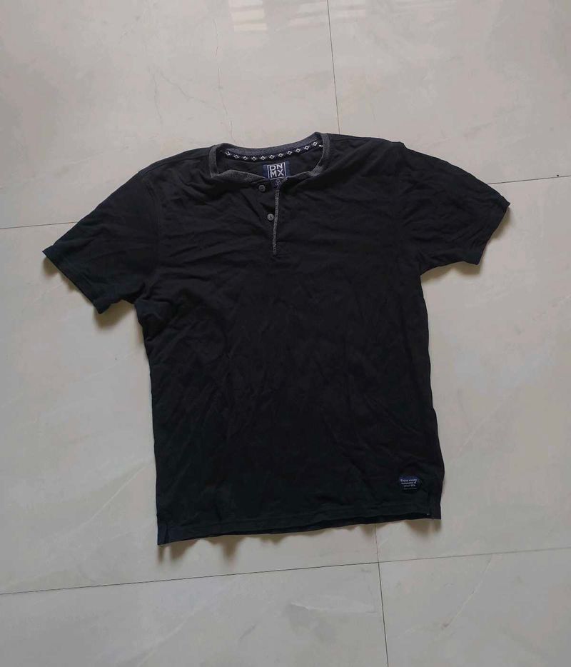 TSHIRT • DNMX