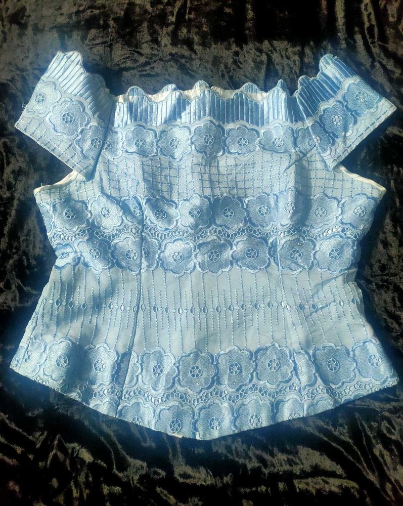 💙Sky-blue Top