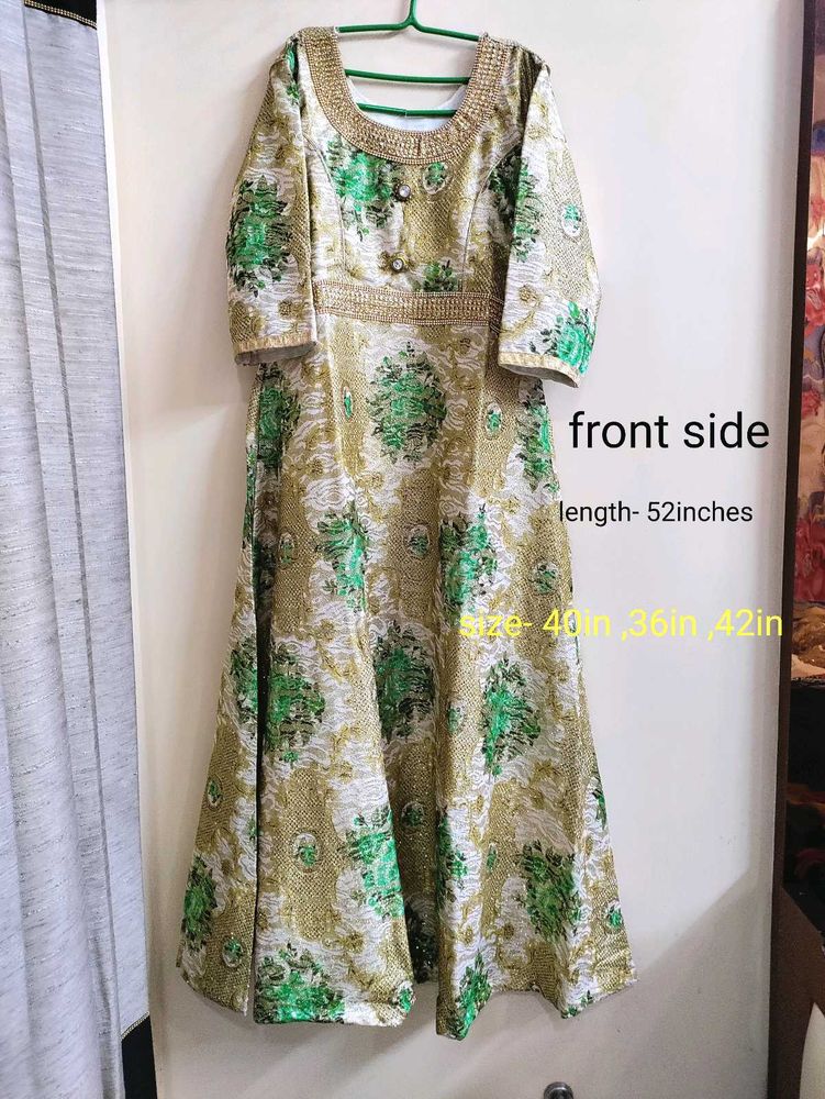 Elegant Anarkali Gown With Duppata And Pant 💗
