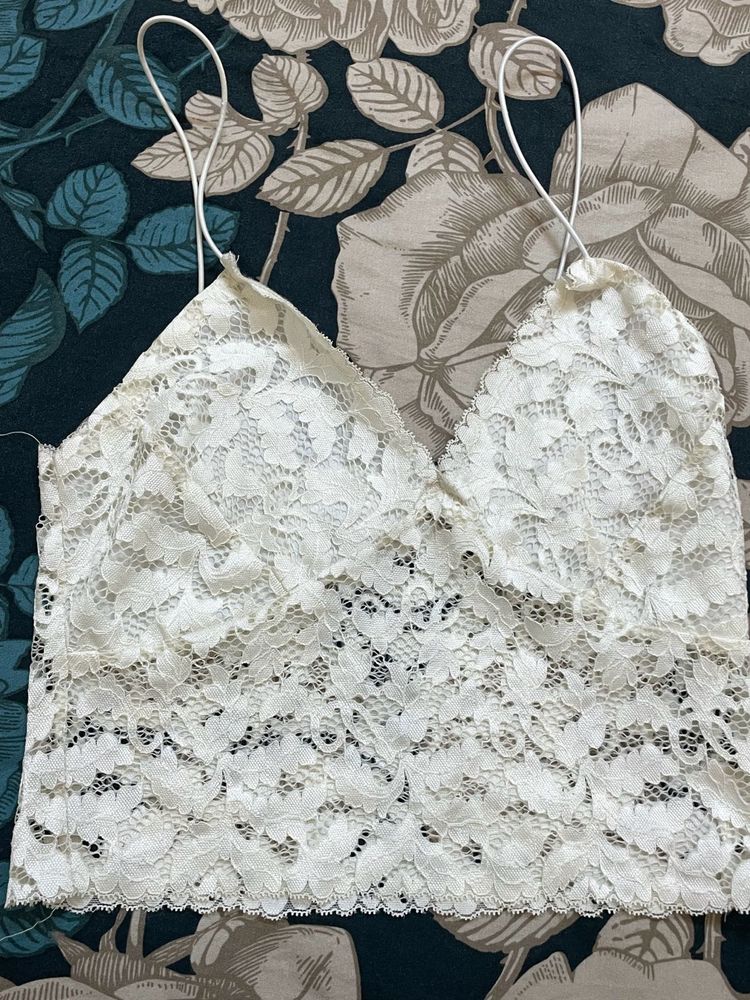 Ally Lace Top