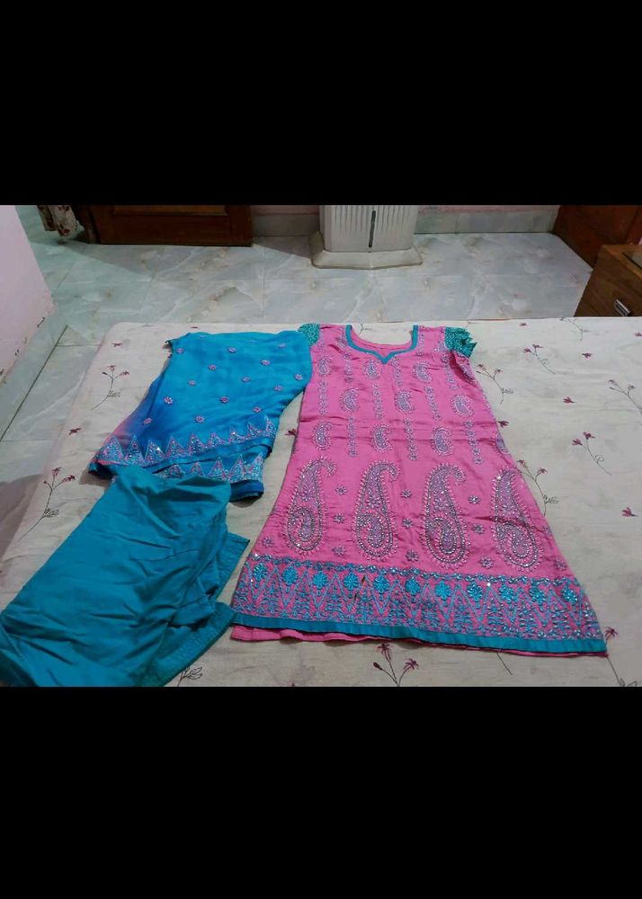 Selling Patiyala Set