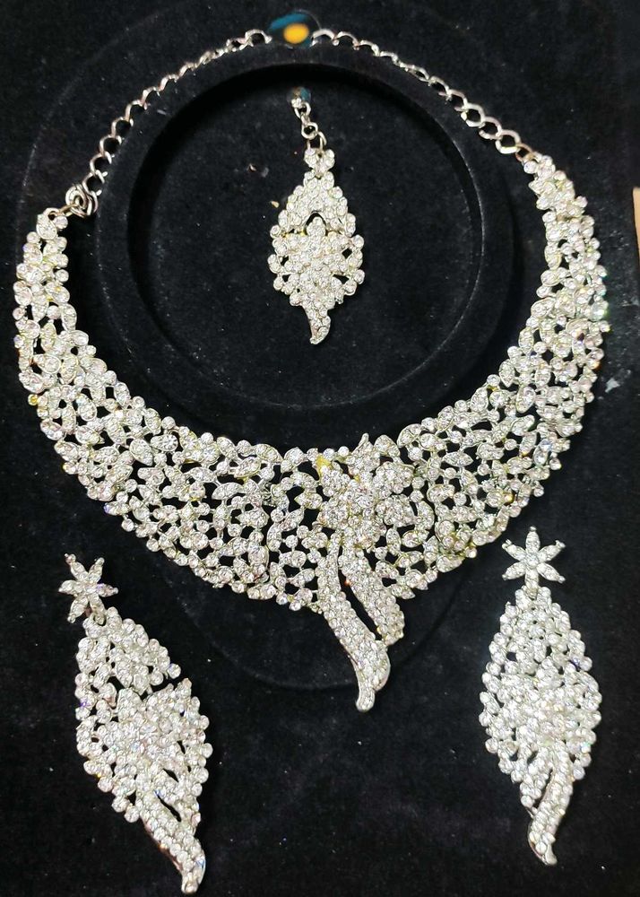 New Sparkling Whitestone Jewelry Set