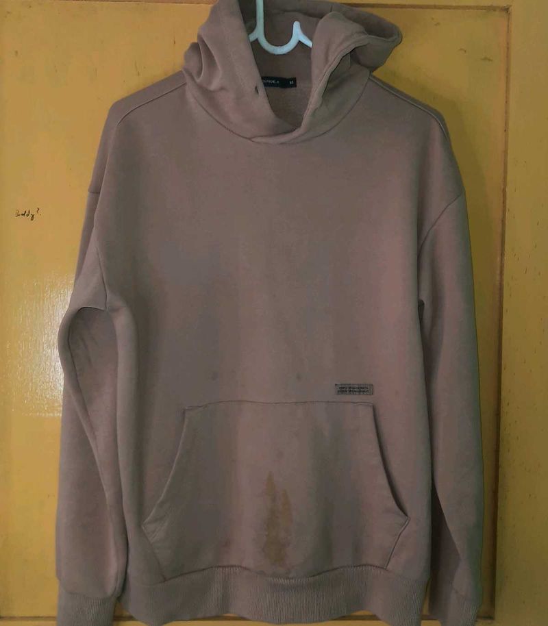 DROP SHOULDER PREMIUM HOODIE.