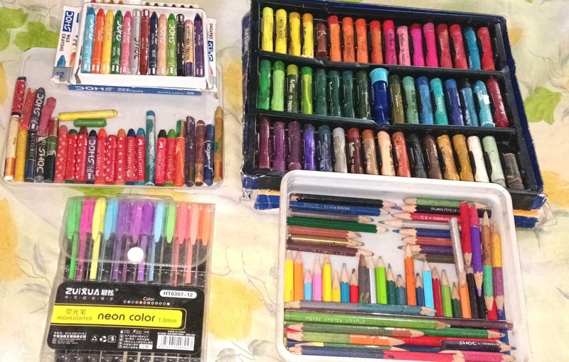 Art Set + Free Empty Book